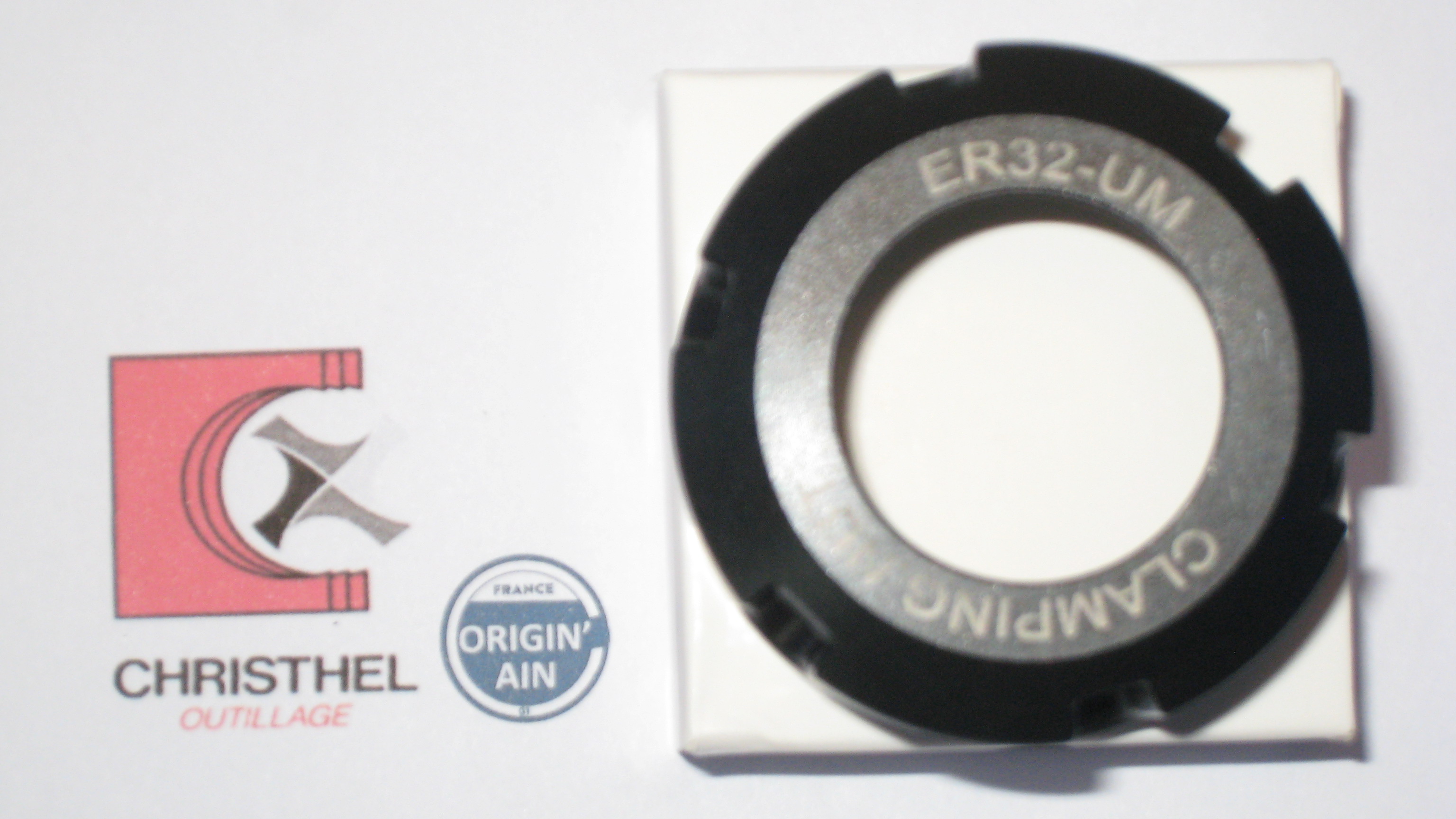 ECROU POUR PINCES ER 32 - 890012 RD427130B